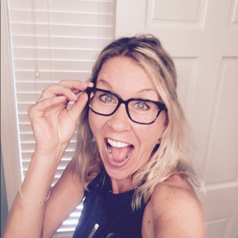 Meet your Posher, Liz